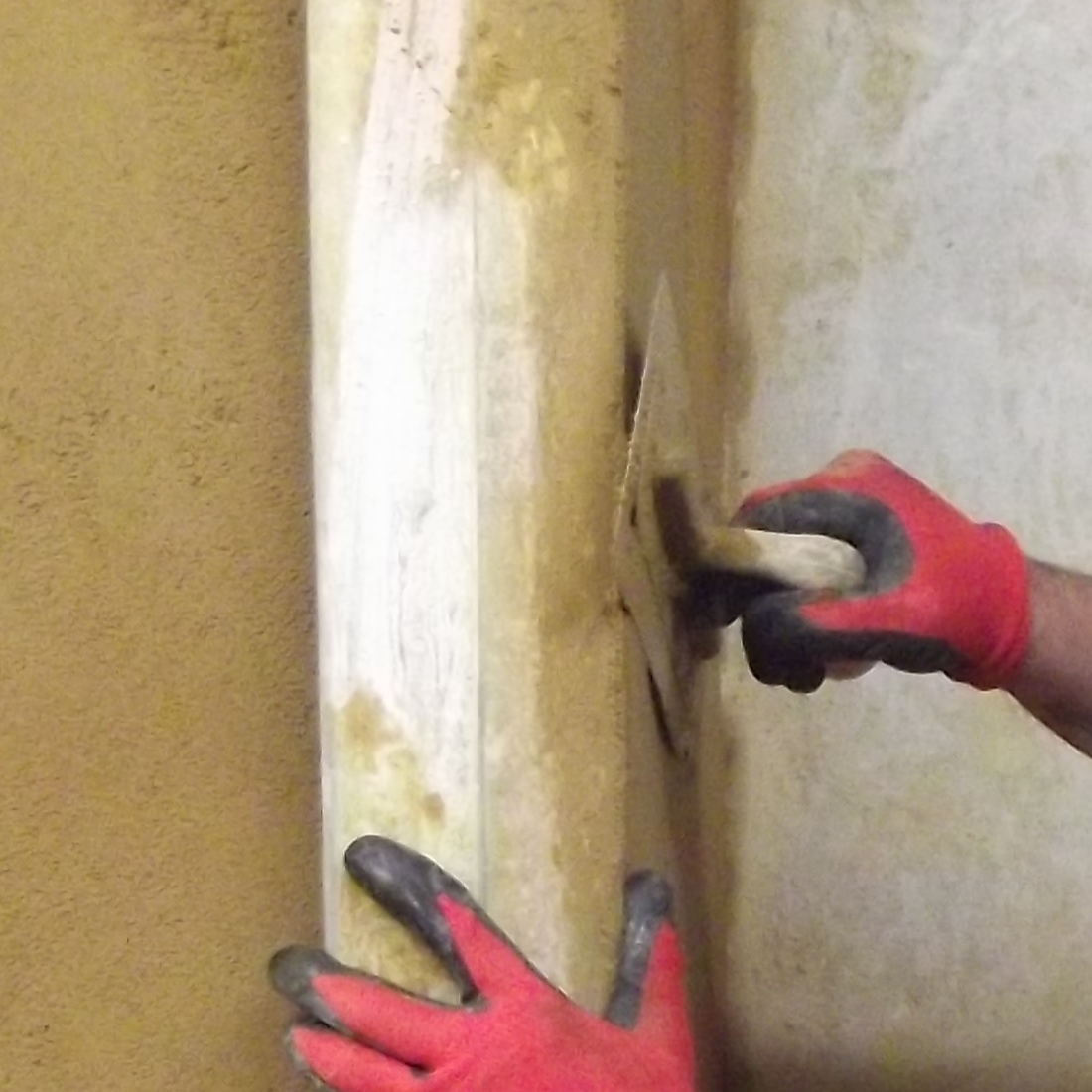 plastering during training course